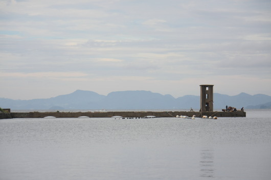 魚雷発射試験場跡の塔